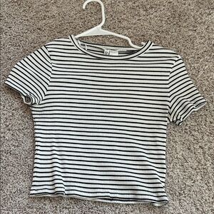 H&M Black and White Striped Short Sleeve Top